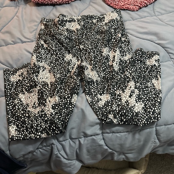 Balance Collection leggings - Picture 1 of 3